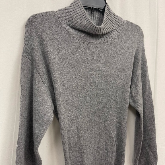 Rails Mila Sweater Dress in Heather Grey NWT - Picture 6 of 10